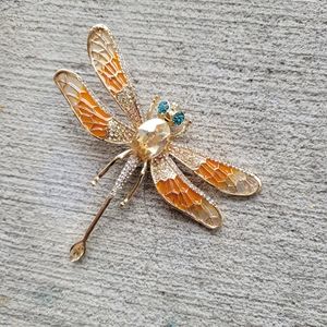 Dragonfly Brooch NWT